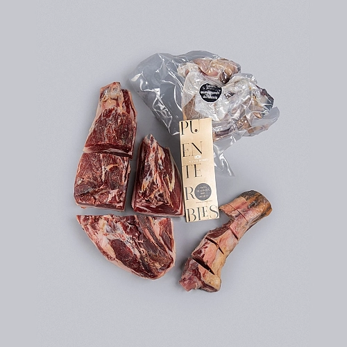 100% PROSCIUTTO IBERICO ALIMENTATO A GHIANDE 100% RAZZA IBERICA (DISOSSATO) 100% PROSCIUTTO IBERICO ALIMENTATO A GHIANDE 100% RAZZA IBERICA (DISOSSATO)