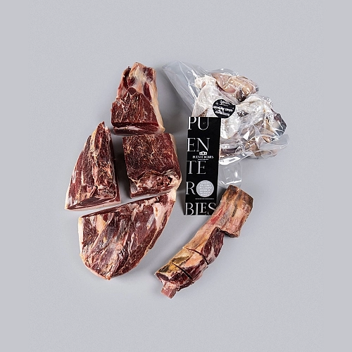 50% PROSCIUTTO DI CAMPAGNA IBERICO (DISOSSATO) 50% PROSCIUTTO DI CAMPAGNA IBERICO (DISOSSATO)