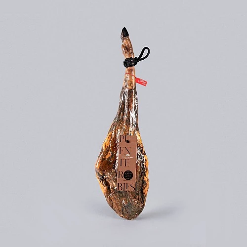 50% PROSCIUTTO IBERICO ALIMENTATO A GHIANDE DELLA RAZZA IBERICA 50% PROSCIUTTO IBERICO ALIMENTATO A GHIANDE DELLA RAZZA IBERICA