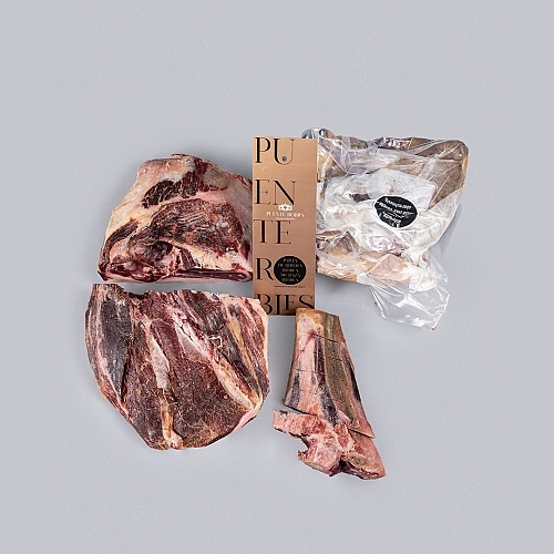 50% SPALLA IBERICA ALIMENTATA A GHIANDE (DISOSSATA) 50% SPALLA IBERICA ALIMENTATA A GHIANDE (DISOSSATA)