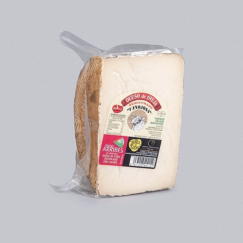 FORMAGGIO DI PECORA SEMISTAGIONATO HINOJOSA FORMAGGIO DI PECORA SEMISTAGIONATO HINOJOSA